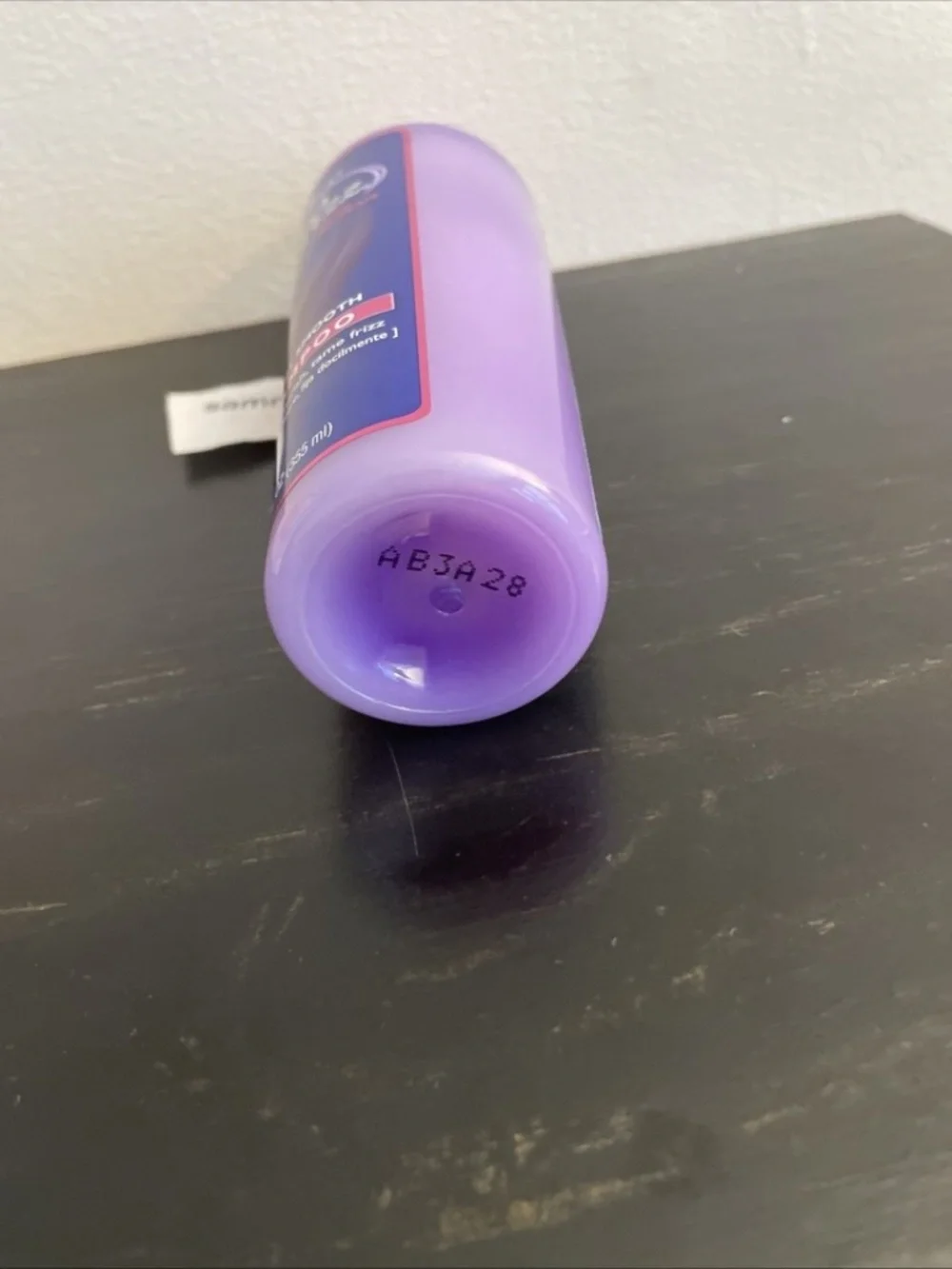 Schwarzkopf Zero Frizz 100% Rescue Instant Smooth Shampoo 12 oz. See Description